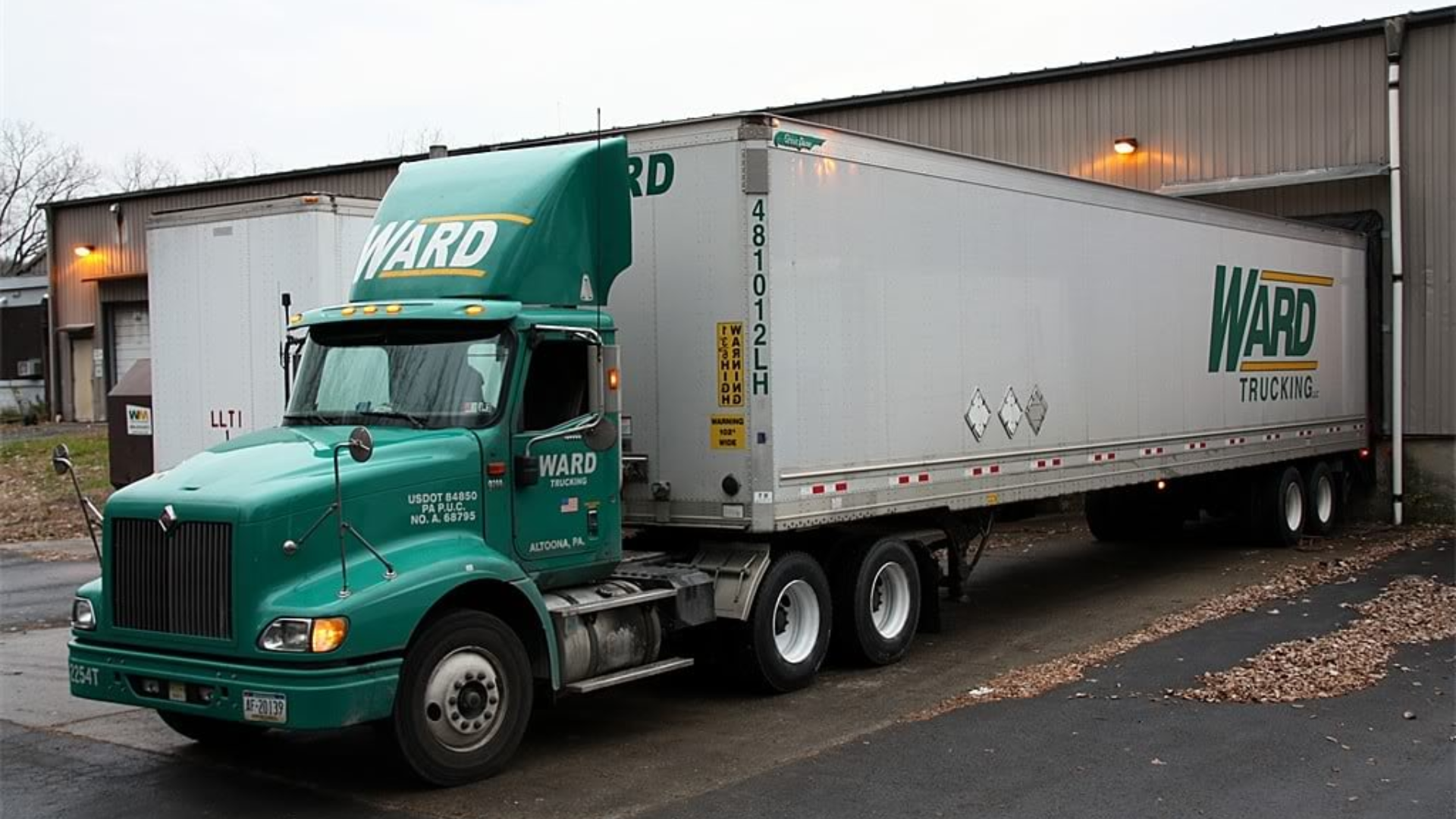 ward trucking tracking