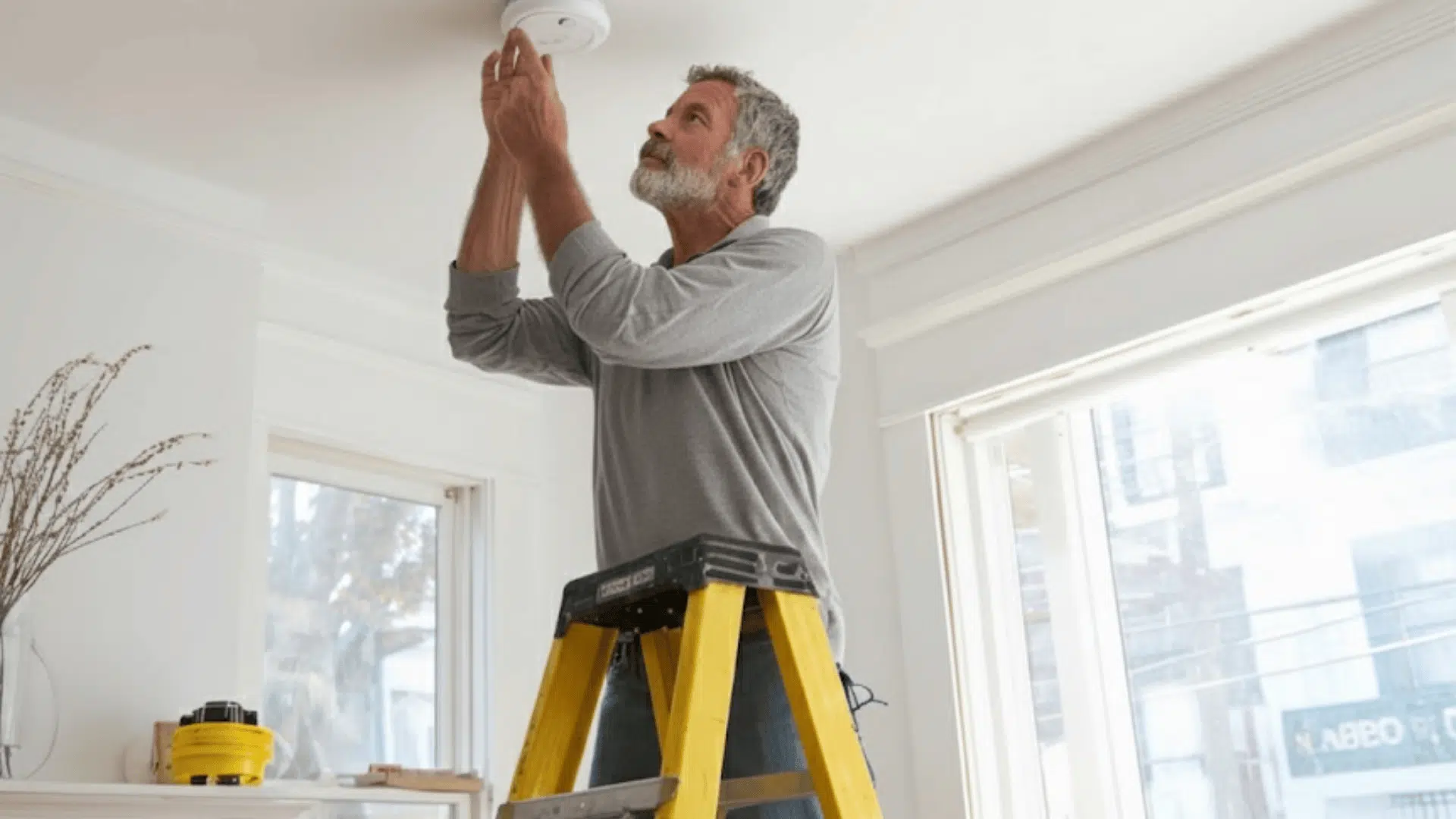 when to replace or upgrade your smoke alarm