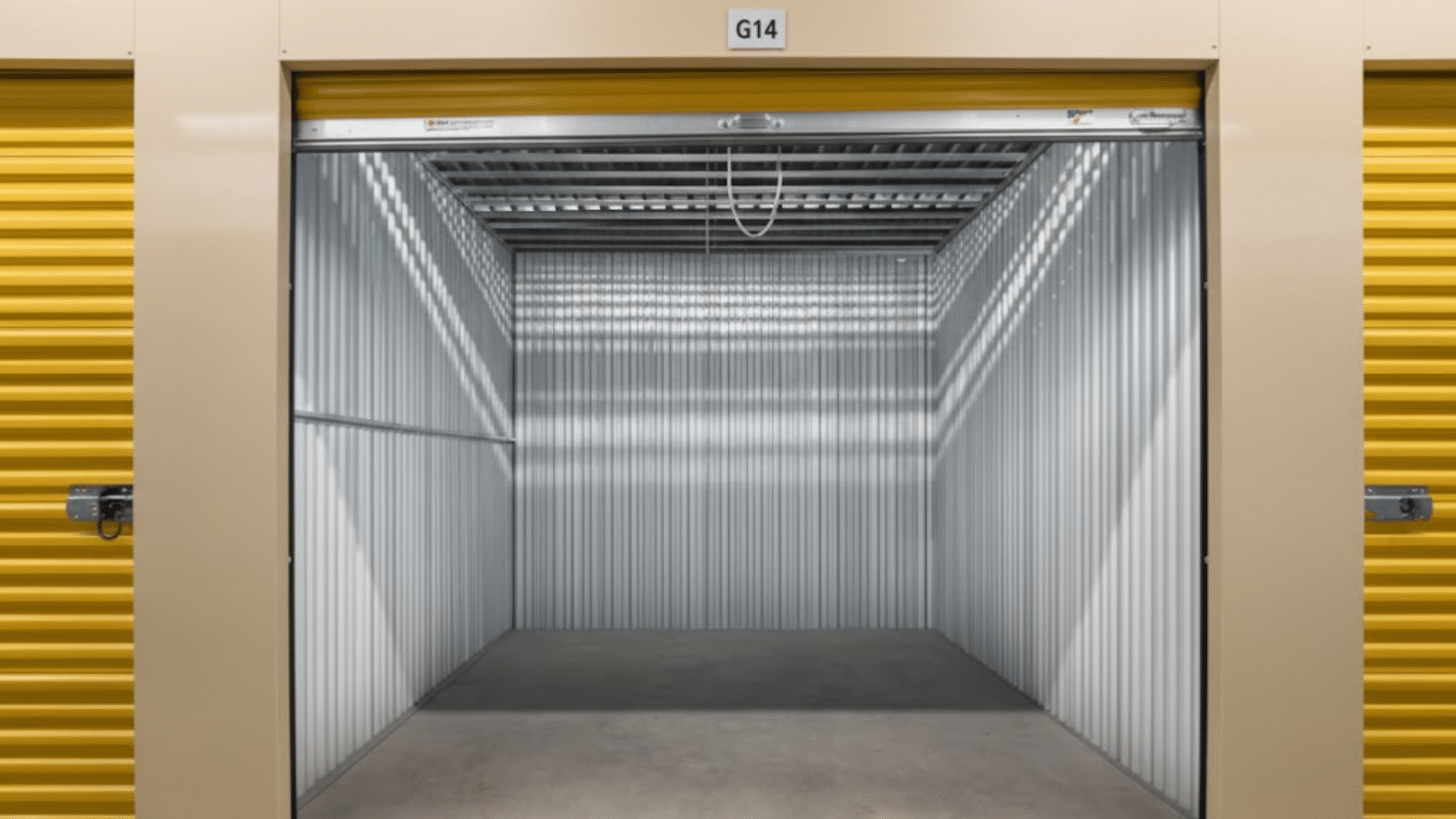 indoor-vehicle-storage-climate-controlled-unit