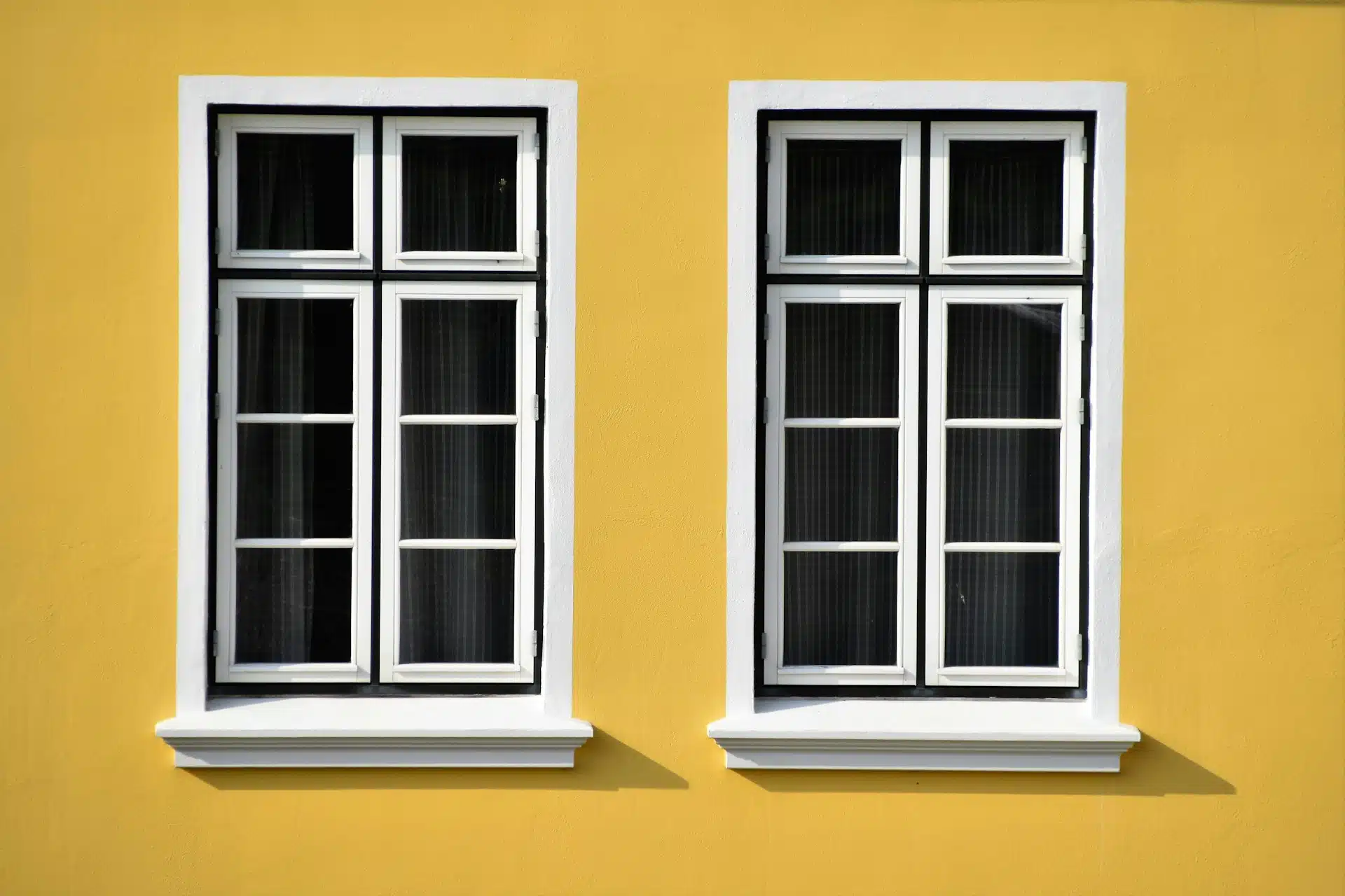 5 Signs It’s Time to Replace the Windows in Your Home