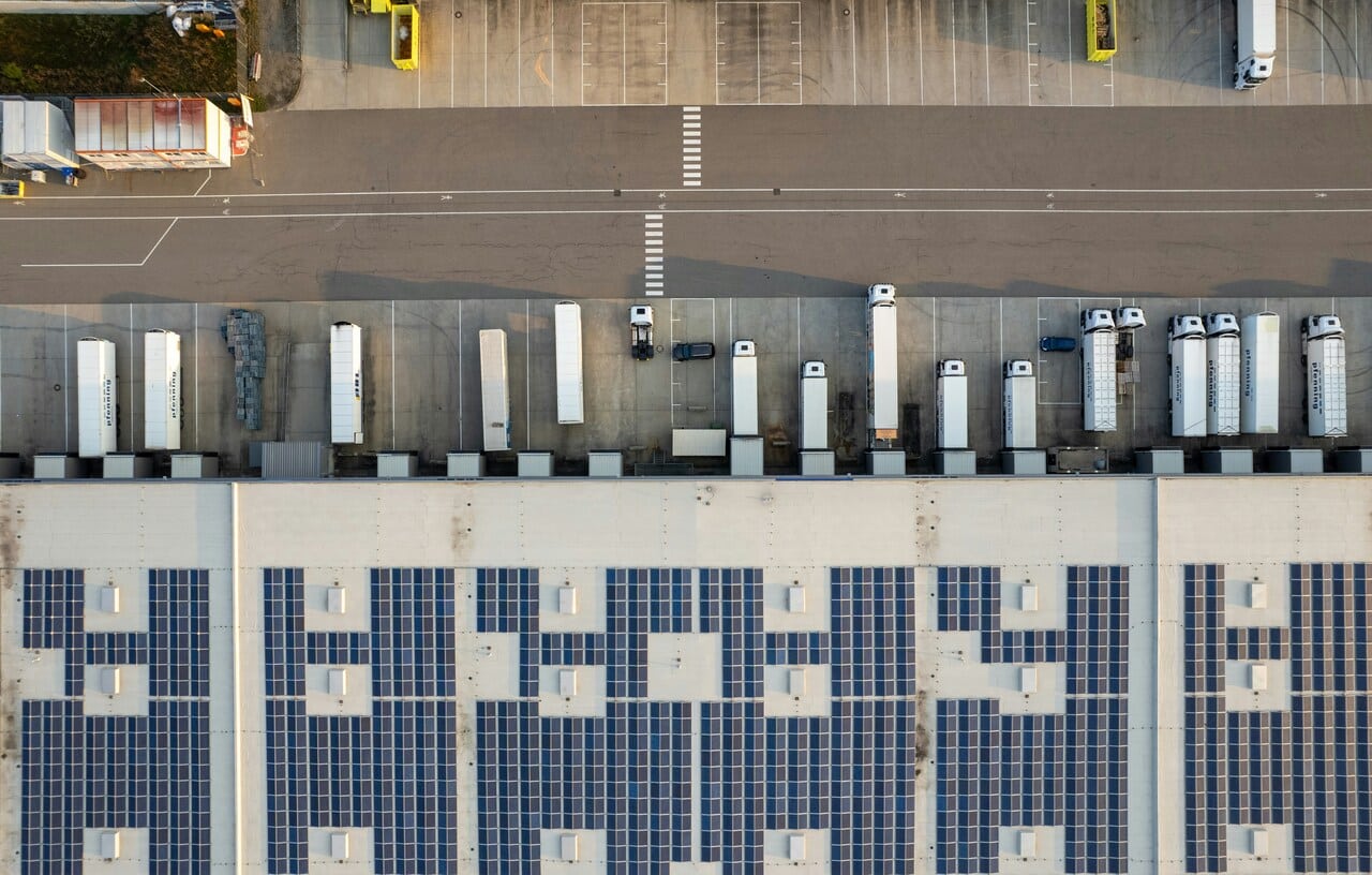 How to Reduce Truck Waiting Times in Warehouses?