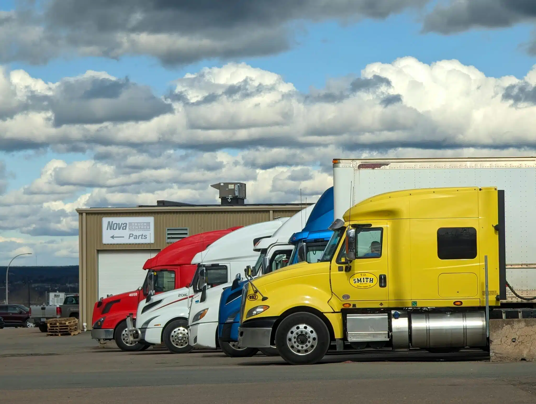 Adapting Fleet Capabilities: The Impact of Evolving Equipment on Finished Vehicle Logistics