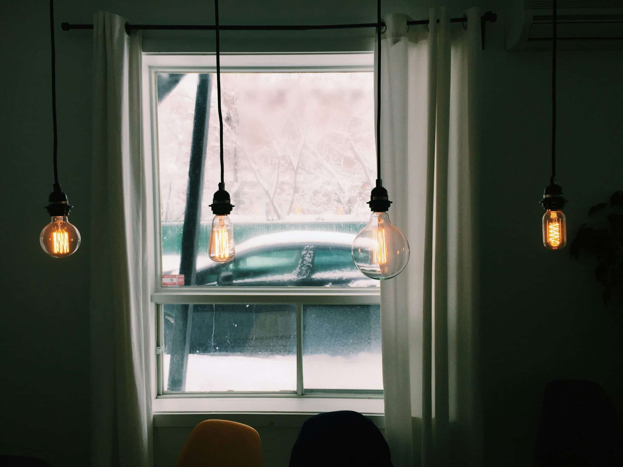 Best Online Lighting Stores in Canada Reviewed