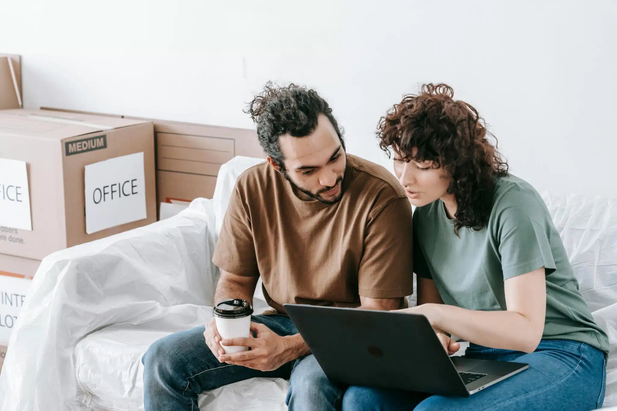 Financial Planning Tips Before Relocating for Work
