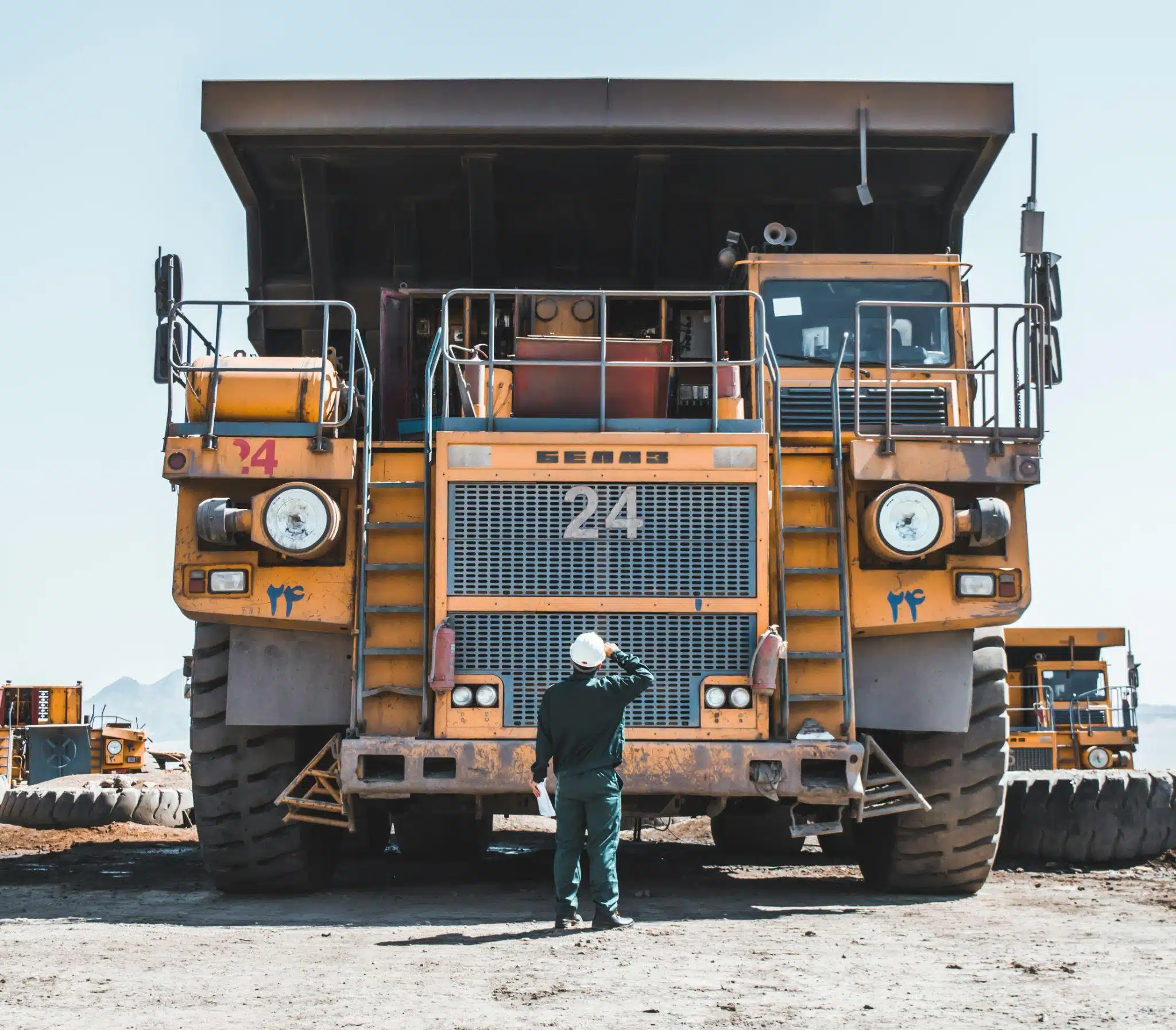Key Growth Sectors Securing Long-Term Dump Truck Owner Operator Jobs