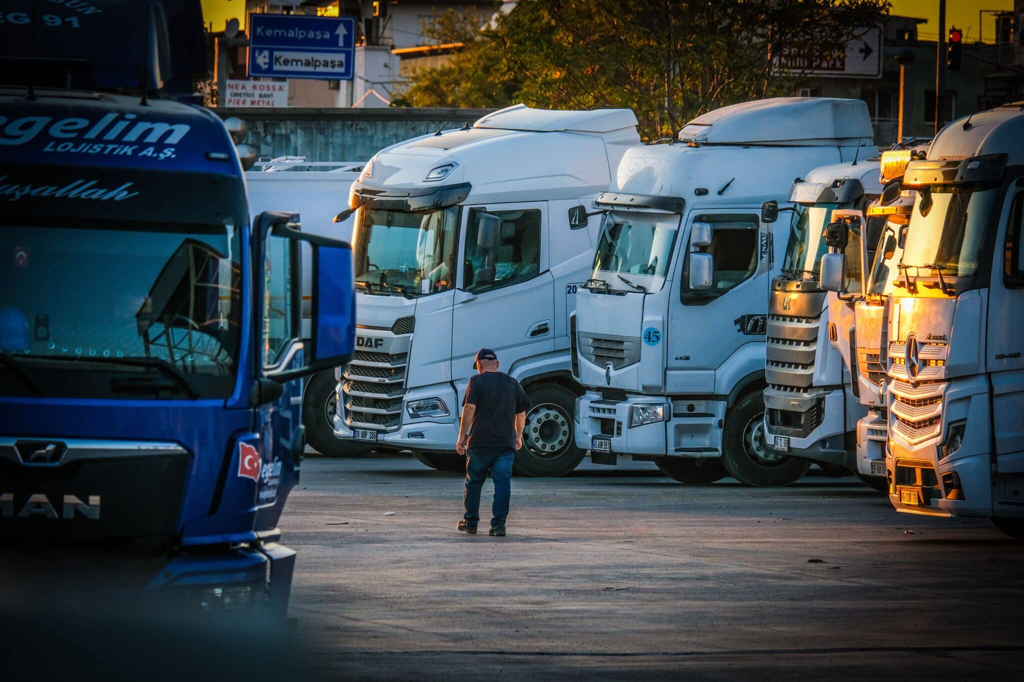 5 Best Fleet Management Software Platforms for Building a More Efficient Logistics Operation in 2026
